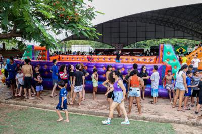 Corridinha de Natal - ETI Caroline Campelo