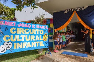 Crianças do CMEI João e Maria participam de projeto pedagógico sobre valorização dos Povos Indígenas 