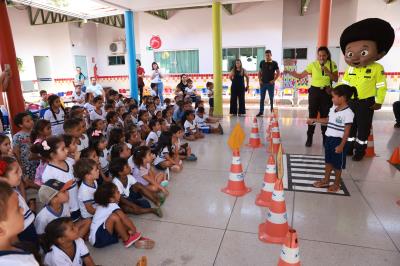 Sesmu pormove ação educativa de trãnsito na Semana Nacional do Trânsito para os alunos do Cmei Criança Feliz