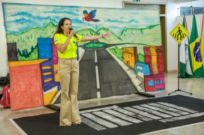 Sesmu pormove ação educativa de trãnsito na Semana Nacional do Trânsito para os alunos do Colégio Mackenzie