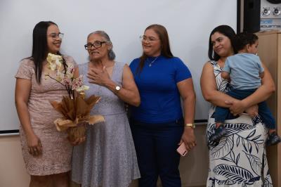 Campanha Nacional de Valorização da Pessoa Idosa realizada no CRAS Karajá I localizado no Aureny III