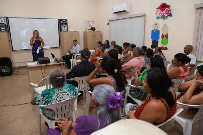 Campanha Nacional de Valorização da Pessoa Idosa realizada no CRAS Karajá I localizado no Aureny III