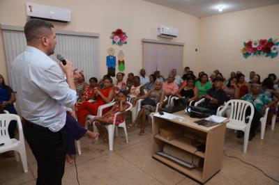 Campanha Nacional de Valorização da Pessoa Idosa realizada no CRAS Karajá I localizado no Aureny III