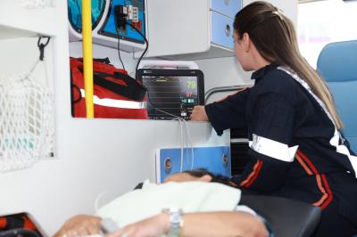 Equipamento de monitoramento é instalado em ambulâncias do Samu de Palmas