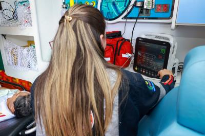 Equipamento de monitoramento é instalado em ambulâncias do Samu de Palmas