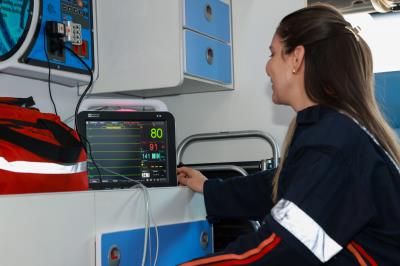 Equipamento de monitoramento é instalado em ambulâncias do Samu de Palmas