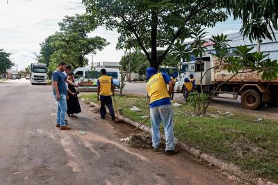 Limpeza boca de lobo realizada na quadra da ASR-SE 75 (712 Sul)