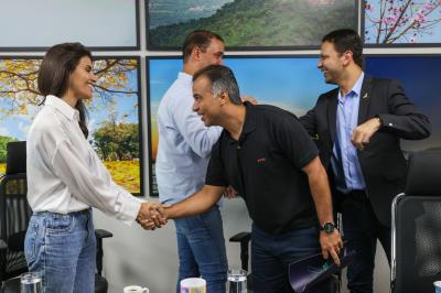 Secretária de Bem-Estar Animal Gabriela Siqueira Campos se reúne com deputados federais do Tocantins