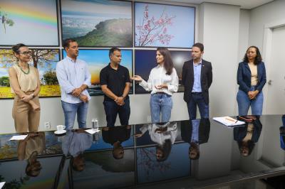 Secretária de Bem-Estar Animal Gabriela Siqueira Campos se reúne com deputados federais do Tocantins