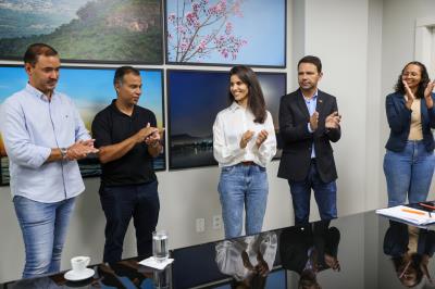 Secretária de Bem-Estar Animal Gabriela Siqueira Campos se reúne com deputados federais do Tocantins